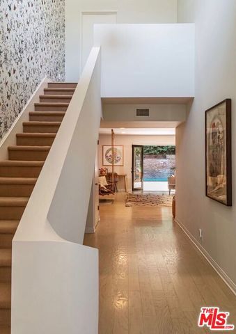 3122 Dona Susana Drive, Los Angeles, CA 91604