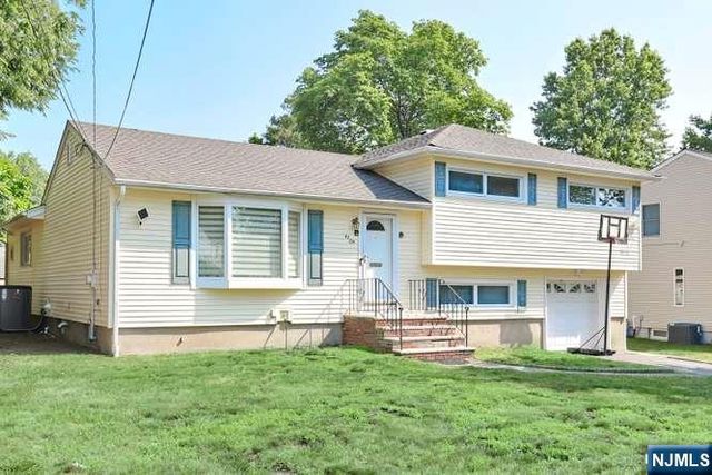 42-05 Williams Street, Fair Lawn, NJ 07410