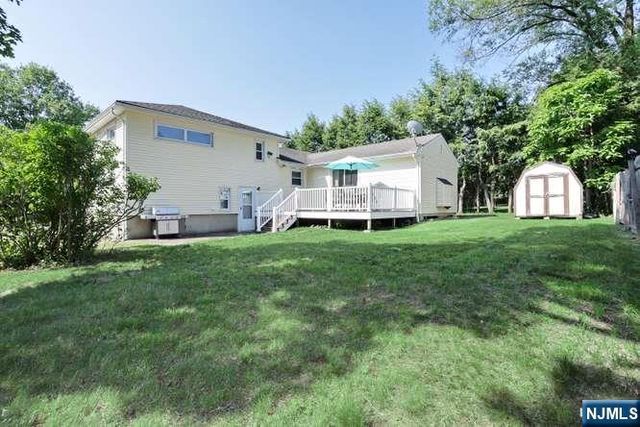 42-05 Williams Street, Fair Lawn, NJ 07410
