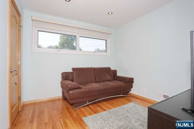 42-05 Williams Street, Fair Lawn, NJ 07410