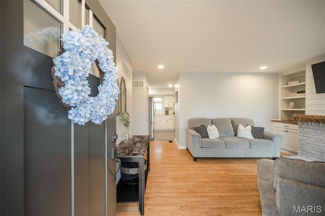 1237 Trails Drive, Fenton, MO 63026