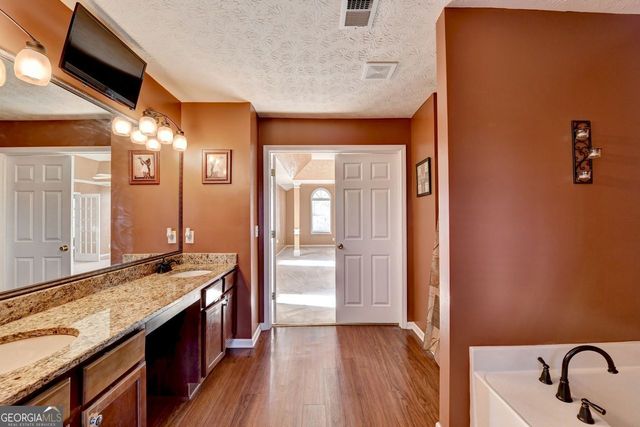 2377 PENDERGRASS, Ellenwood, GA 30294