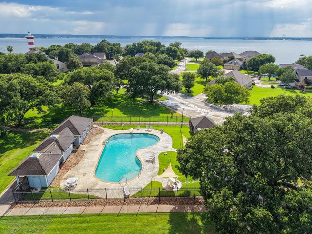 2019 Lakewood Court, Willis, TX 77318