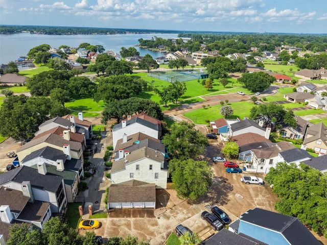 2019 Lakewood Court, Willis, TX 77318