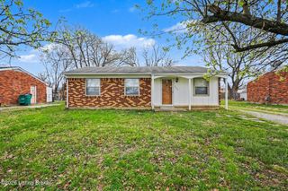 202 Hillside Ln, Louisville, KY 40229