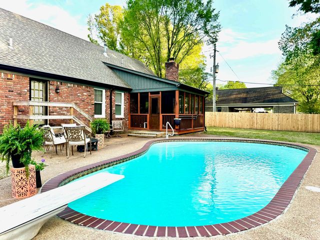 641 HERMITAGE TRAIL DR, Collierville, TN 38017