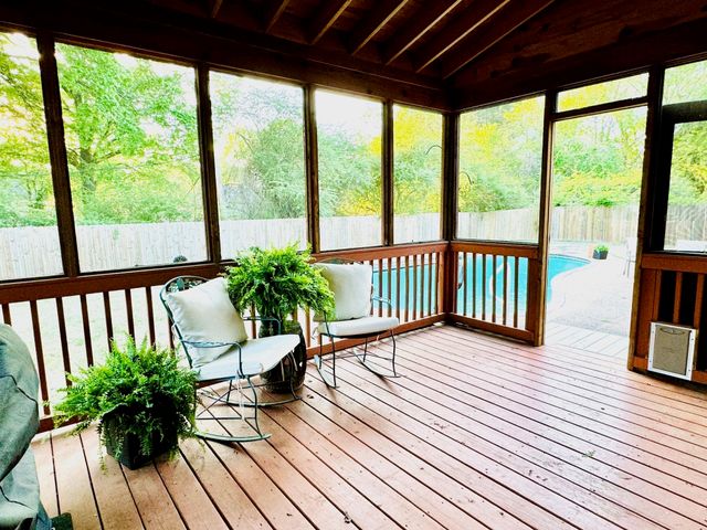 641 HERMITAGE TRAIL DR, Collierville, TN 38017