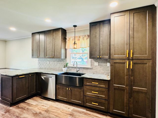 641 HERMITAGE TRAIL DR, Collierville, TN 38017