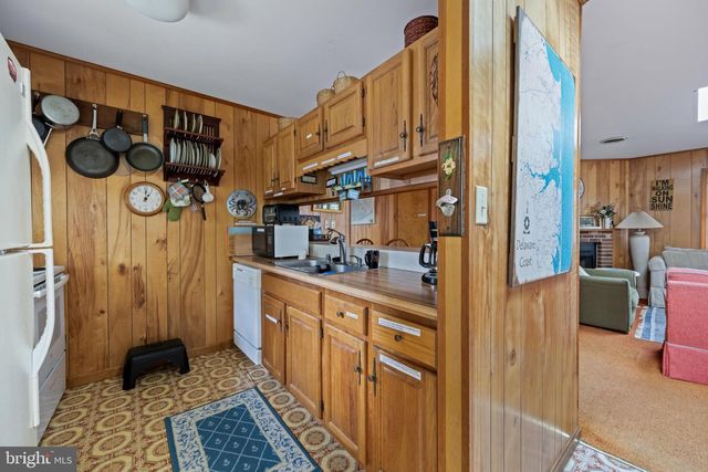 649 EVANS AVE, Bethany Beach, DE 19930
