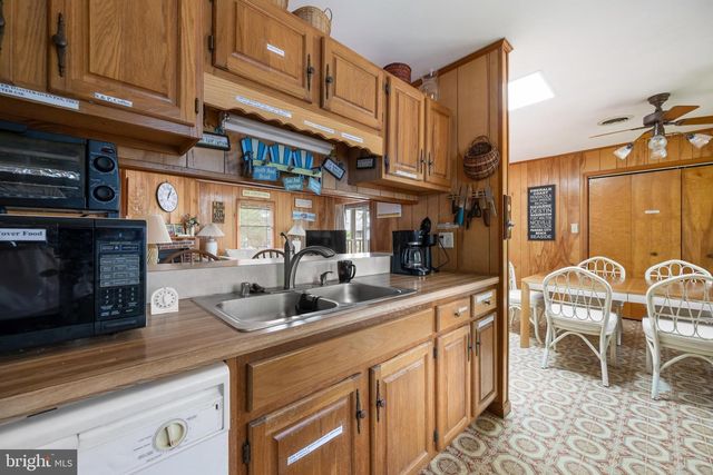 649 EVANS AVE, Bethany Beach, DE 19930
