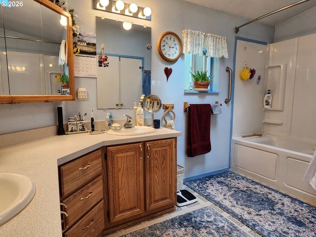 42550 S MILL POND Rd, Port Orford, OR 97465