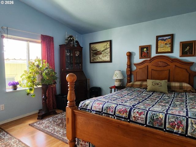 42550 S MILL POND Rd, Port Orford, OR 97465