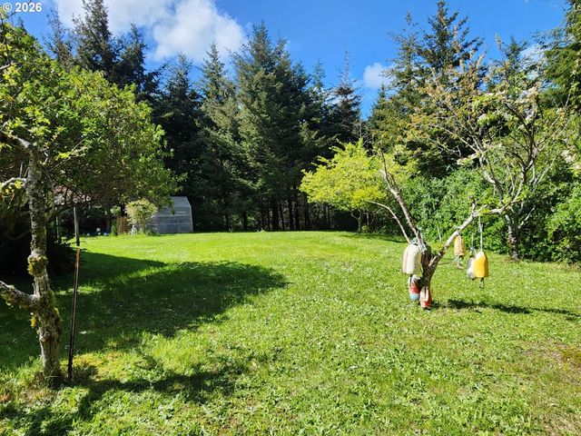 42550 S MILL POND Rd, Port Orford, OR 97465