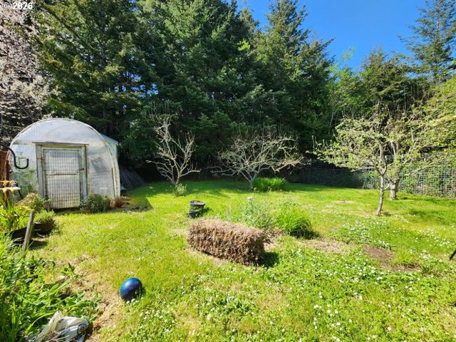 42550 S MILL POND Rd, Port Orford, OR 97465