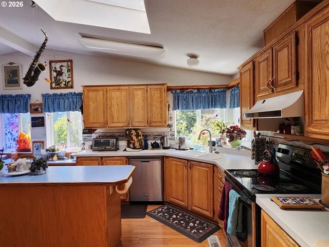 42550 S MILL POND Rd, Port Orford, OR 97465