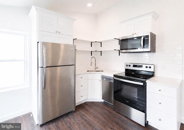 717 E THOMPSON ST, Philadelphia, PA 19125