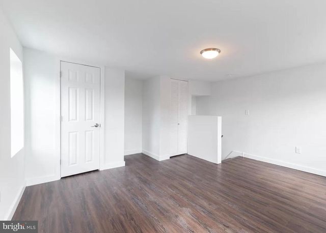 717 E THOMPSON ST, Philadelphia, PA 19125