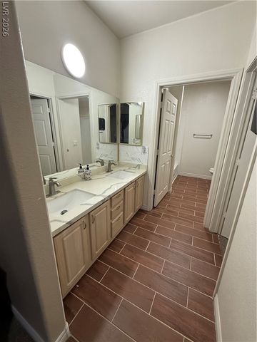 3933 Lazy Pine Street 201, Las Vegas, NV 89108