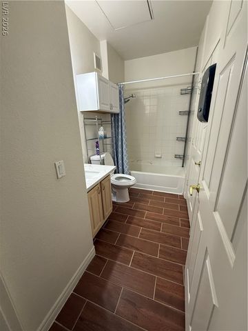 3933 Lazy Pine Street 201, Las Vegas, NV 89108