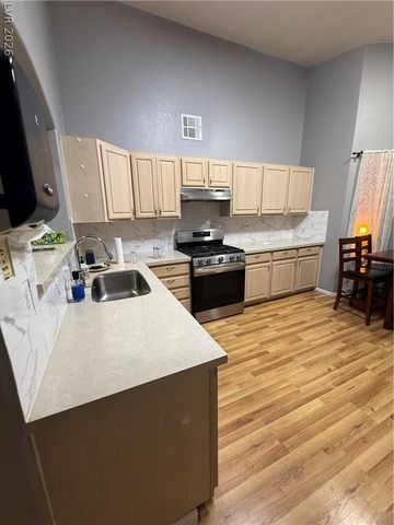 3933 Lazy Pine Street 201, Las Vegas, NV 89108