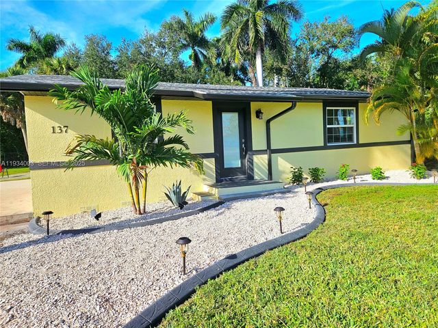 137 DOW LN, Fort Myers, FL 33917