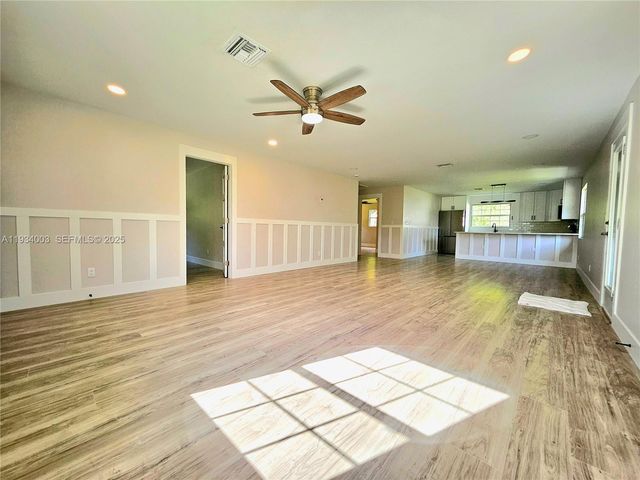 137 DOW LN, Fort Myers, FL 33917