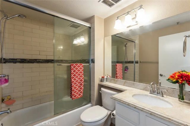 2559 Plaza Del Amo 201, Torrance, CA 90503