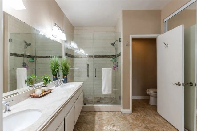 2559 Plaza Del Amo 201, Torrance, CA 90503