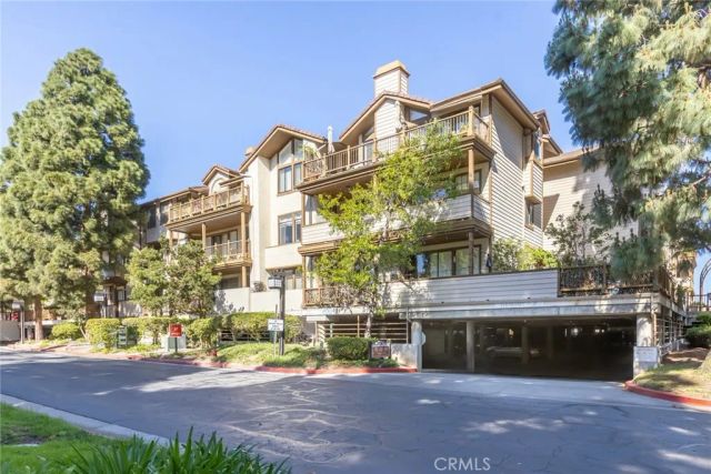 2559 Plaza Del Amo 201, Torrance, CA 90503