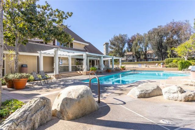 2559 Plaza Del Amo 201, Torrance, CA 90503