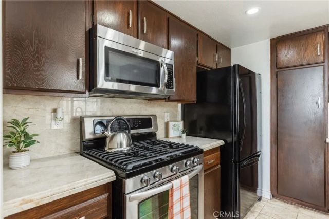 2559 Plaza Del Amo 201, Torrance, CA 90503
