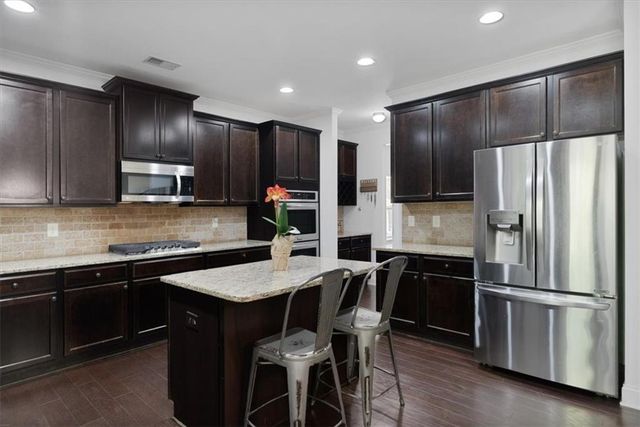99 White Magnolia Way, Dallas, GA 30132