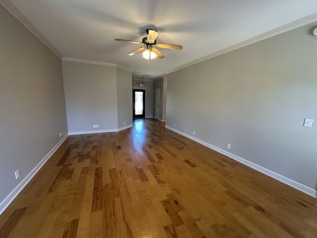 3643 Sweetbriar Ave, Murfreesboro, TN 37128