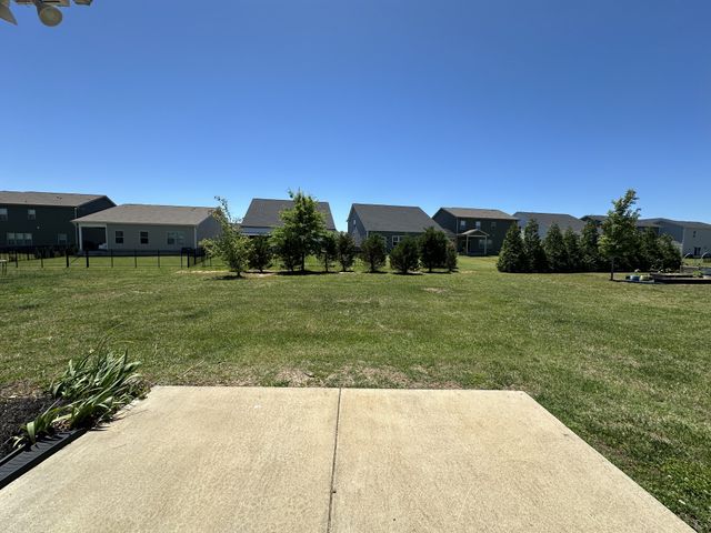 3643 Sweetbriar Ave, Murfreesboro, TN 37128