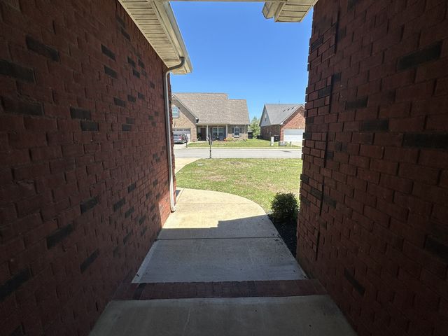 3643 Sweetbriar Ave, Murfreesboro, TN 37128