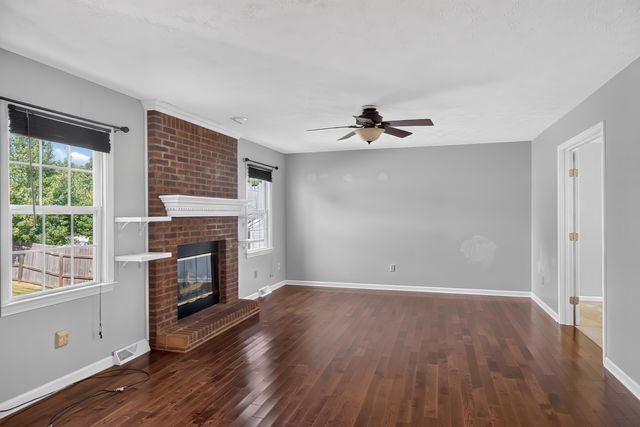109 Sir Barton Drive, Danville, KY 40422
