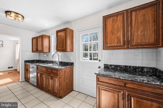 5 COATBRIDGE CT, Olney, MD 20832