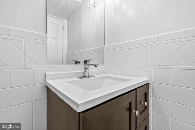 5 COATBRIDGE CT, Olney, MD 20832