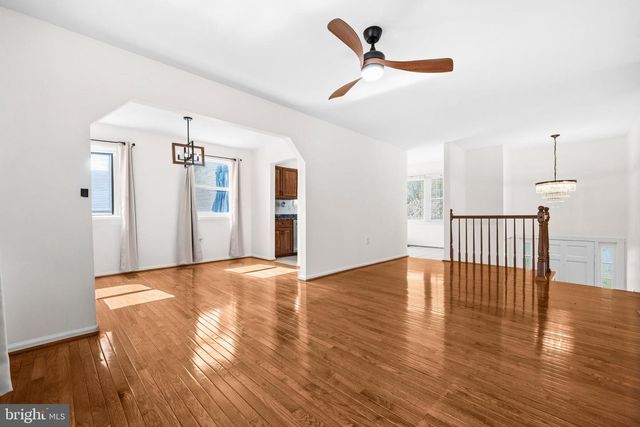 5 COATBRIDGE CT, Olney, MD 20832