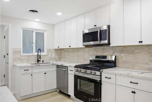 3265 N Erwin St, San Bernardino, CA 92404