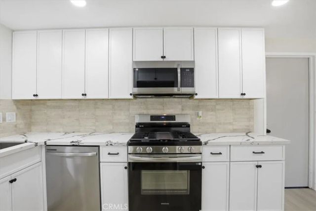 3265 N Erwin St, San Bernardino, CA 92404