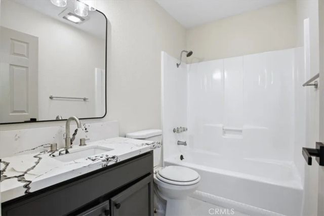 3265 N Erwin St, San Bernardino, CA 92404