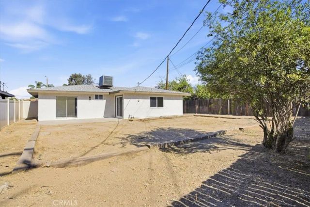 3265 N Erwin St, San Bernardino, CA 92404