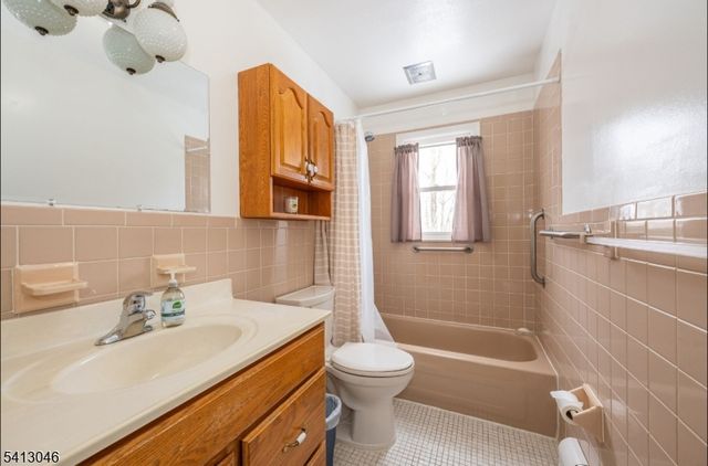 554 Grandview Dr, Vernon Twp., NJ 07422