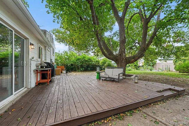 30778 Burlington Street, Westland, MI 48186