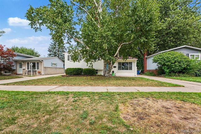 30778 Burlington Street, Westland, MI 48186