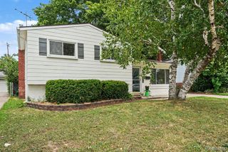 30778 Burlington Street, Westland, MI 48186