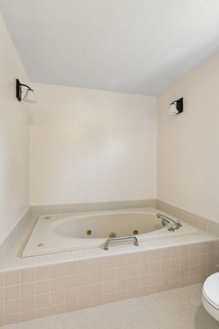 16 Delana Ave, Lawrenceburg, TN 38464