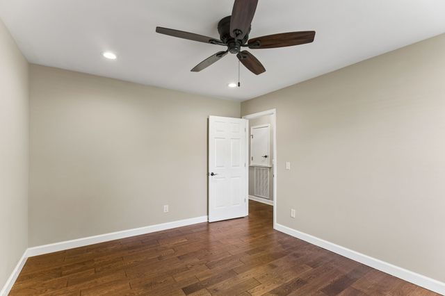 16 Delana Ave, Lawrenceburg, TN 38464
