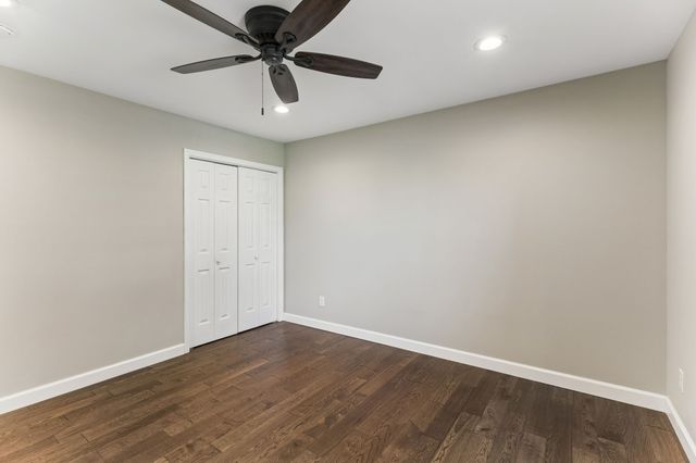16 Delana Ave, Lawrenceburg, TN 38464